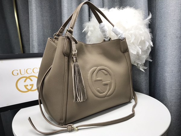 激安グッチバッグコピー背面デザイン